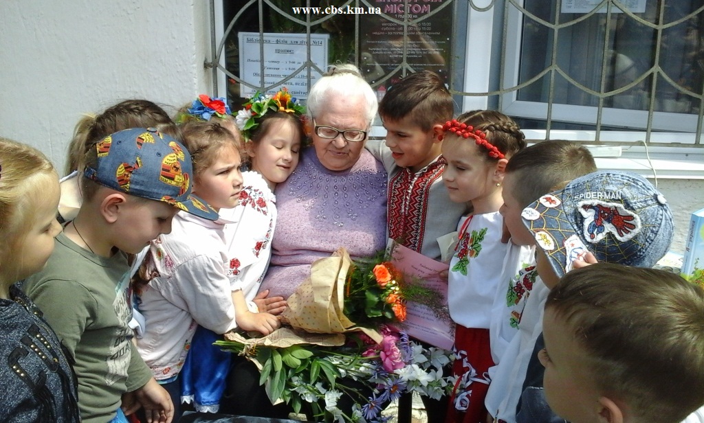 Розважальні бібліолавочки «У світі книги чарівної» у бібліотеці-філії №14