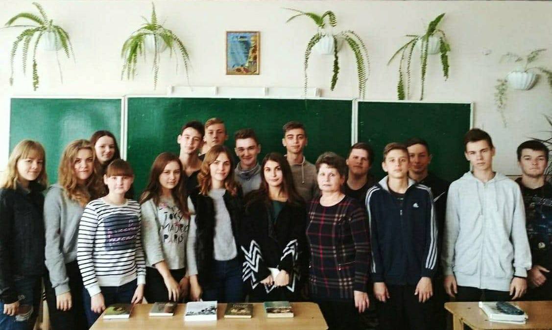 Історичний екскурс «Доти буде Україна, поки будуть козаки», філія №3