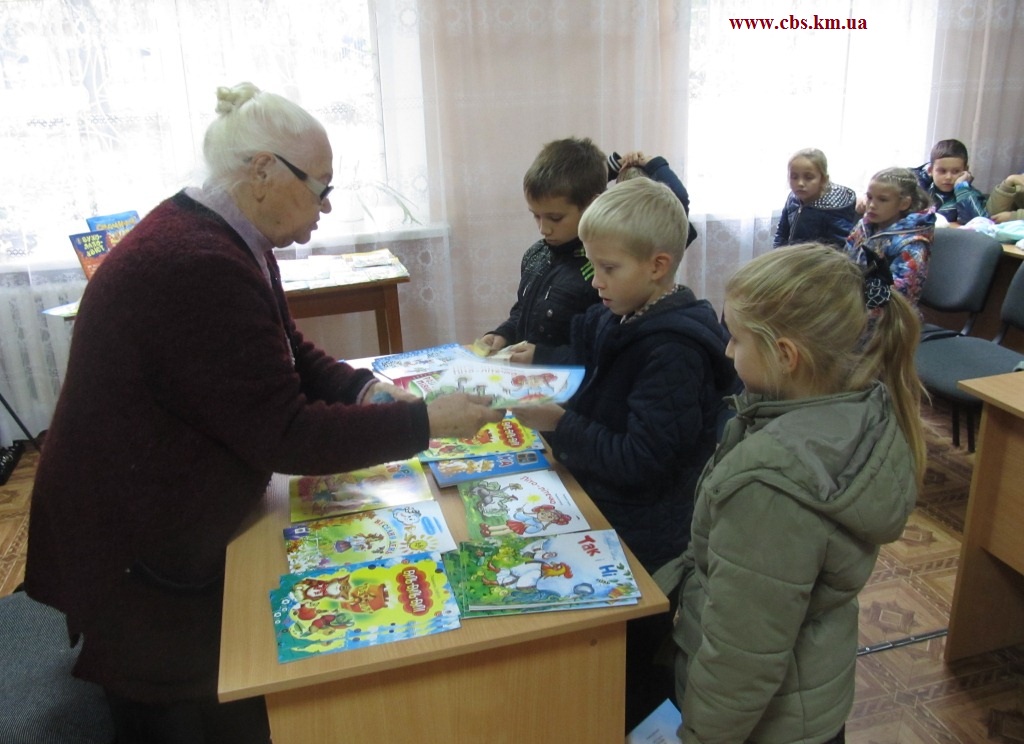 Зустріч учнів з подільською поетесою Людмилою Савчук