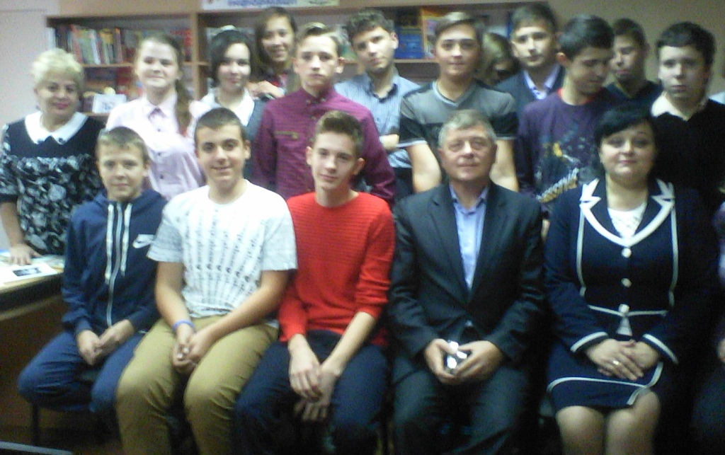 Зустріч з Михайлом Цимбалюком у бібліотеці-філії №4