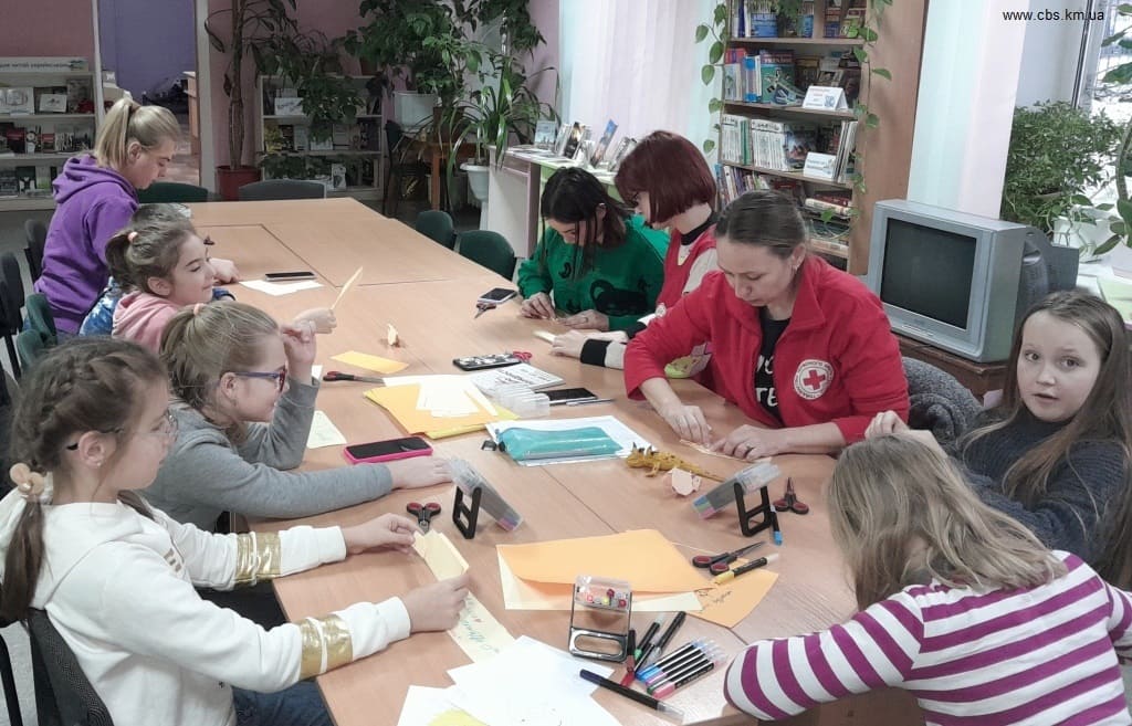 Заняття з волонтерами у філії №12